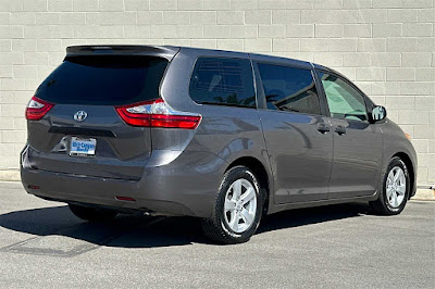 2017 Toyota Sienna L