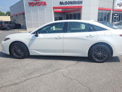 2021 Toyota Avalon Hybrid XSE