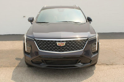 2024 Cadillac XT4 AWD Premium Luxury