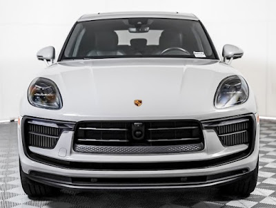 2023 Porsche Macan S