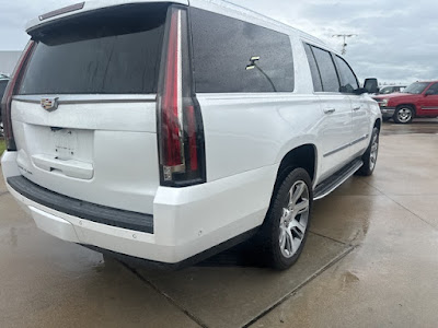 2018 Cadillac Escalade ESV Luxury