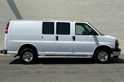 2022 GMC Savana 2500 Work Van