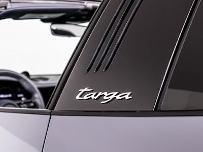 2023 Porsche 911 Targa 4S