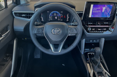 2024 Toyota Corolla Cross XLE