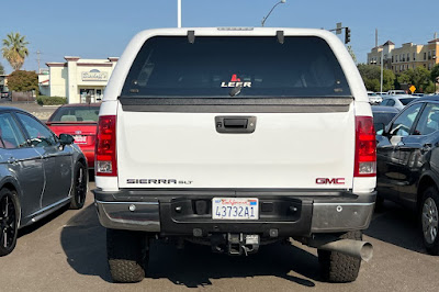 2011 GMC Sierra 2500HD SLT 4WD Ext Cab 144.2