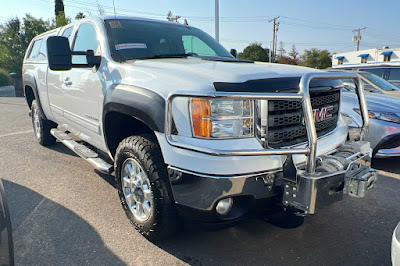 2011 GMC Sierra 2500HD SLT 4WD Ext Cab 144.2