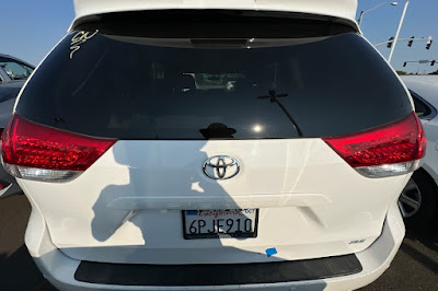 2011 Toyota Sienna XLE