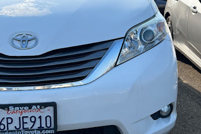 2011 Toyota Sienna XLE