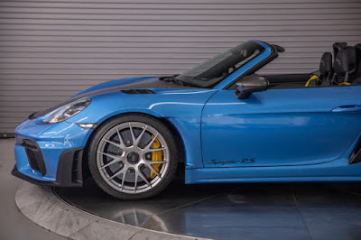 2024 Porsche 718 Spyder RS