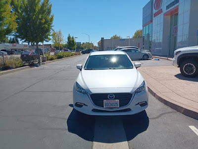 2018 Mazda Mazda3 5-Door Touring