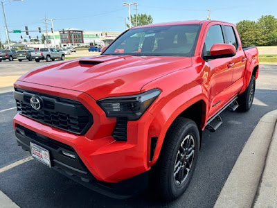 2024 Toyota Tacoma TRD Sport