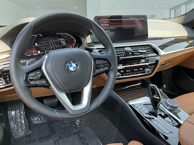 2021 BMW 5 Series 530i