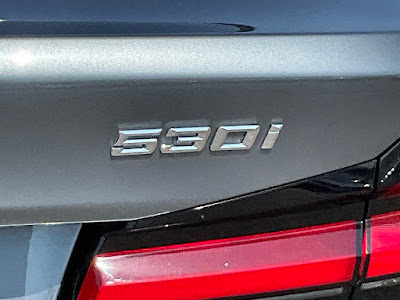 2021 BMW 5 Series 530i