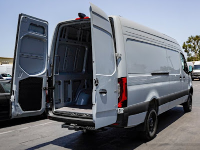 2024 Mercedes-Benz Sprinter Cargo Van