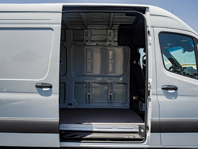 2024 Mercedes-Benz Sprinter Cargo Van