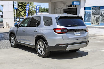 2024 Honda Pilot EX-L 8 Passenger