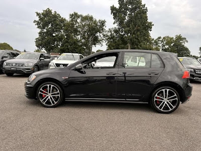 2017 Volkswagen Golf GTI Sport