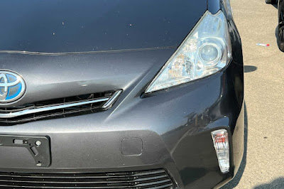 2014 Toyota Prius V Two