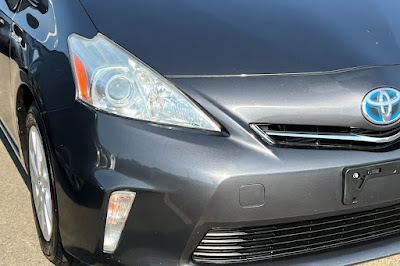 2014 Toyota Prius V Two