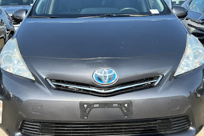 2014 Toyota Prius V Two