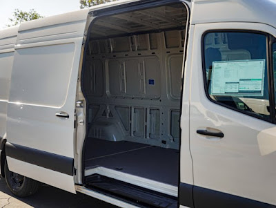 2024 Mercedes-Benz Sprinter Cargo Van