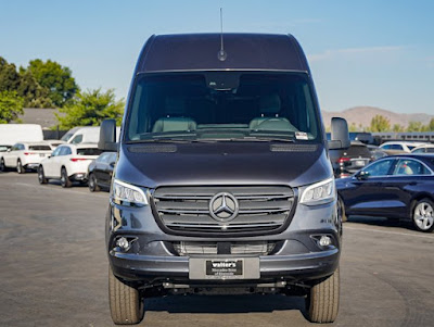 2024 Mercedes-Benz Sprinter Cargo Van