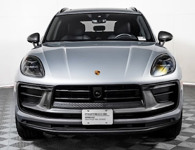 2024 Porsche Macan T