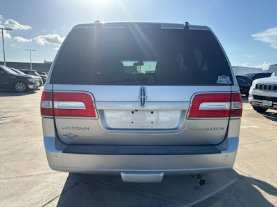 2010 Lincoln Navigator Base