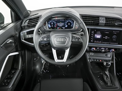 2024 Audi Q3 45 S line Premium