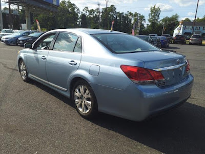 2011 Toyota Avalon Base