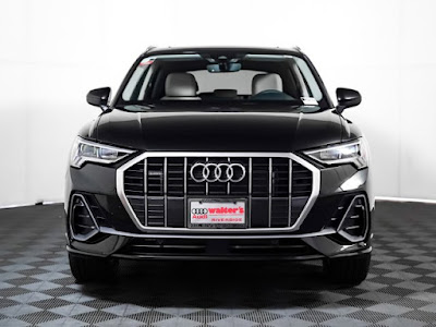 2024 Audi Q3 45 S line Premium