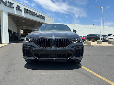 2021 BMW X6 M50i