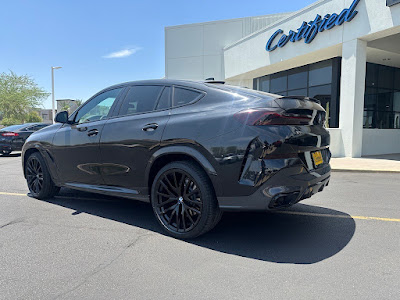 2021 BMW X6 M50i