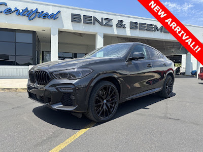 2021 BMW X6 M50i