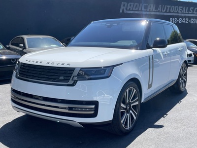 2023 Land Rover Range Rover P400 SE AWD