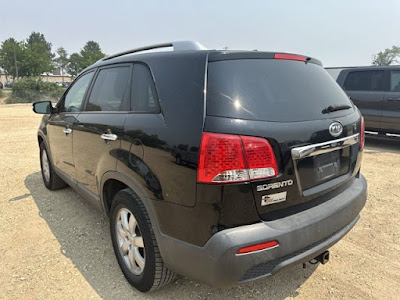 2011 Kia Sorento LX 2WD! GREAT BUY!