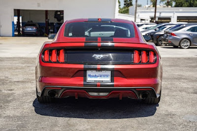 2016 Ford Mustang EcoBoost Premium