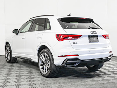 2024 Audi Q3 45 S line Premium Plus