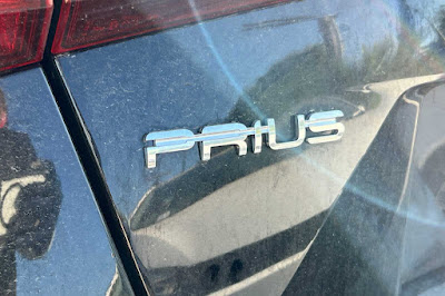 2020 Toyota Prius LE