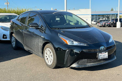 2020 Toyota Prius LE