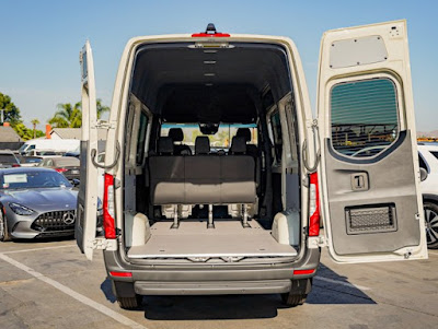 2024 Mercedes-Benz Sprinter Crew Van