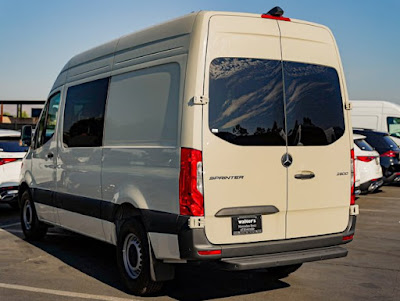 2024 Mercedes-Benz Sprinter Crew Van