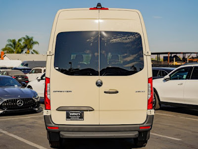 2024 Mercedes-Benz Sprinter Crew Van