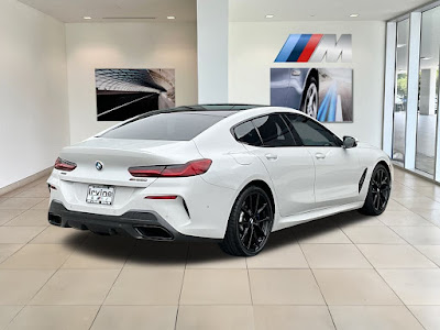 2022 BMW 8 Series M850i