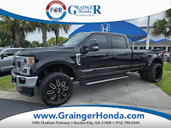 2021 Ford Super Duty F-350 DRW LARIAT 4WD Crew Cab 8 Box