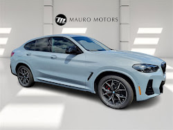 2025 BMW X4 M40i