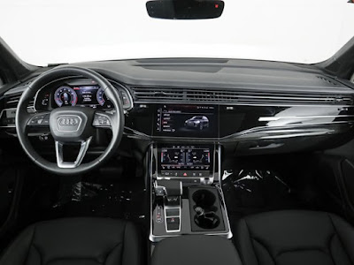 2024 Audi Q7 Premium Plus