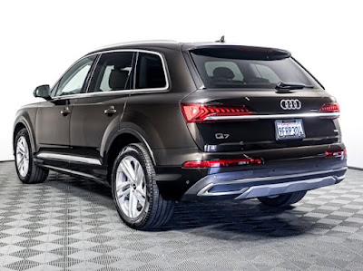 2024 Audi Q7 Premium Plus