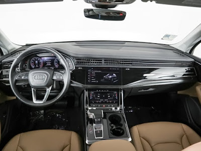 2024 Audi Q7 Premium Plus