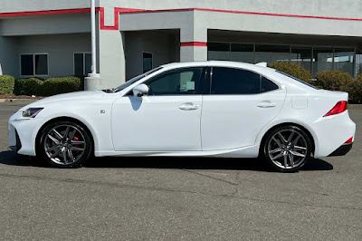 2018 Lexus IS 300